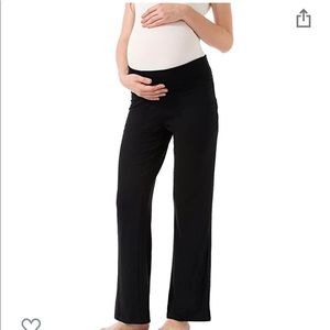 Women’s maternity pants large
